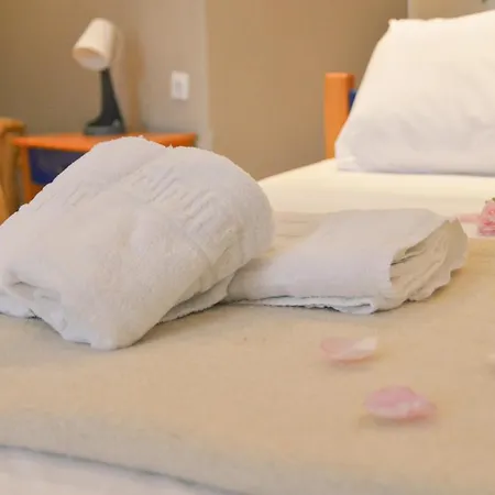 Mikes Hotel